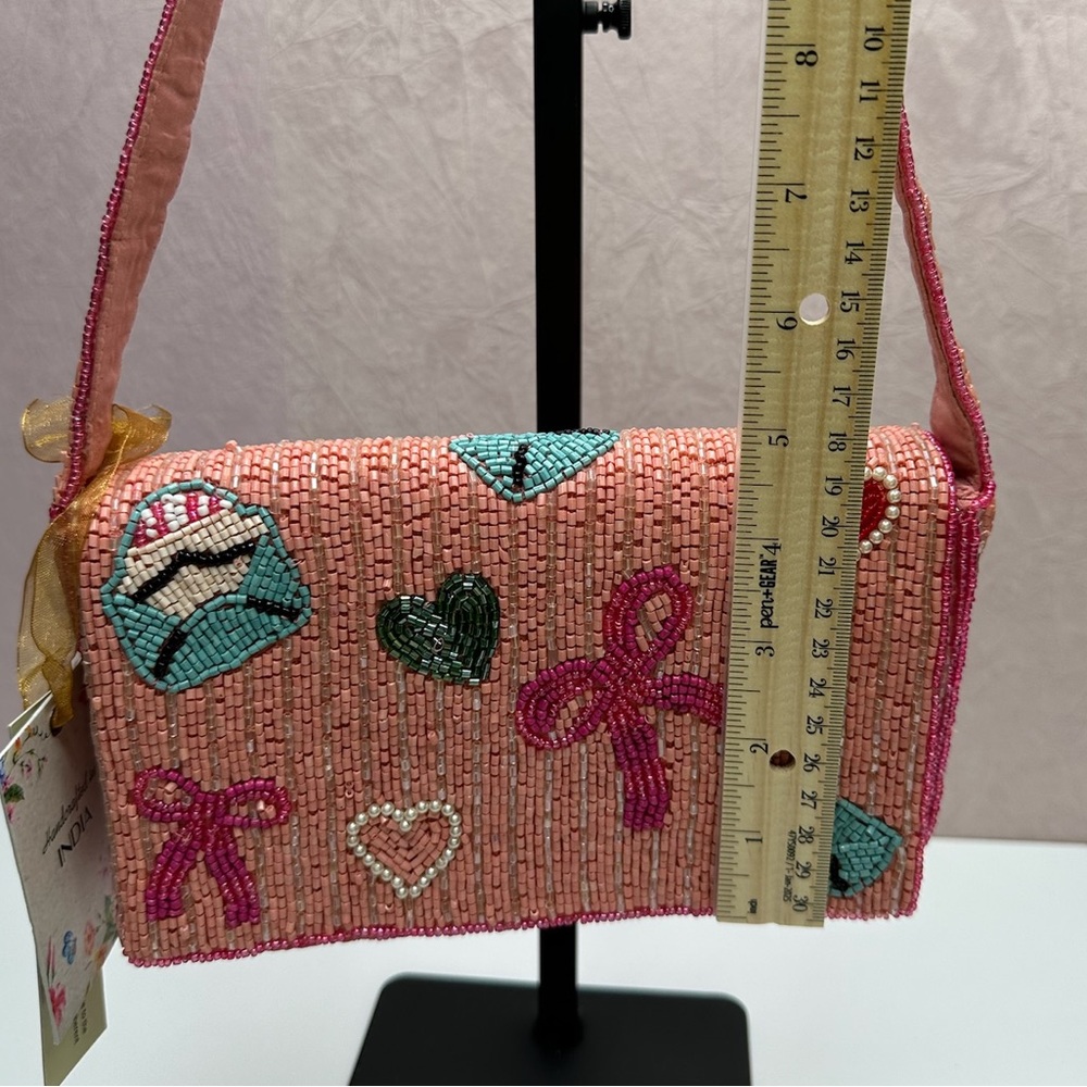 Charming Pink Beaded Shoulder Bag - Picture 3 of 14